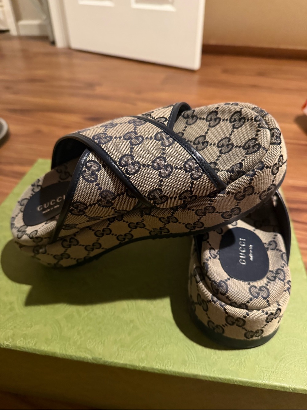 Gucci slide.